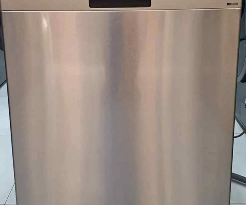 Seimens iQ700 dishwasher new model for sale
