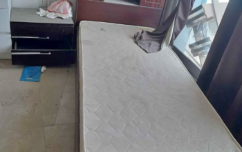 single bed in excellent condition for sale