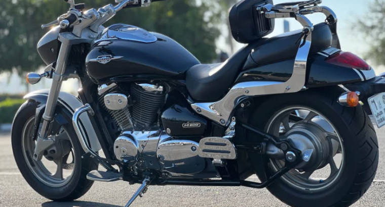 Suzuki Intruder M800 2011 in perfect condition For