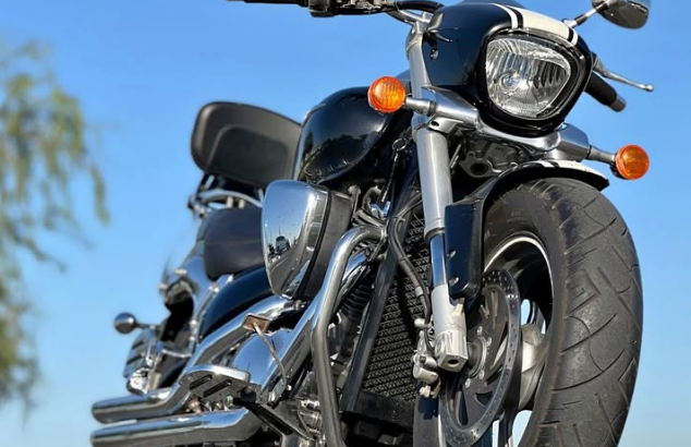 Suzuki Intruder M800 2011 in perfect condition For