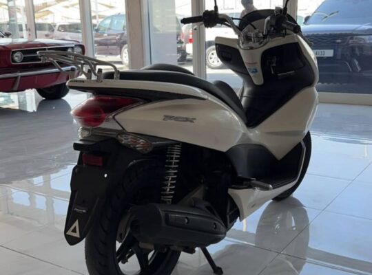 Honda pcx 2014 in good condition for sale