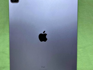 IPad Pro 12.9-inch 4th Generation 128GB For Sale