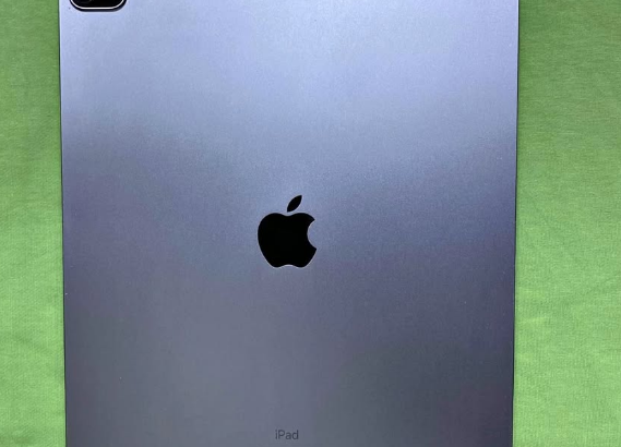 IPad Pro 12.9-inch 4th Generation 128GB For Sale