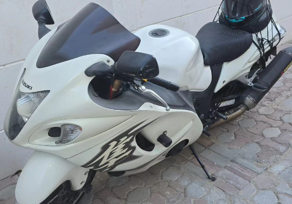Suzuki Hayabusa 2011 imported from Japan for sale