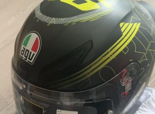 Helmet AGV K1S Limited 46 For Sale