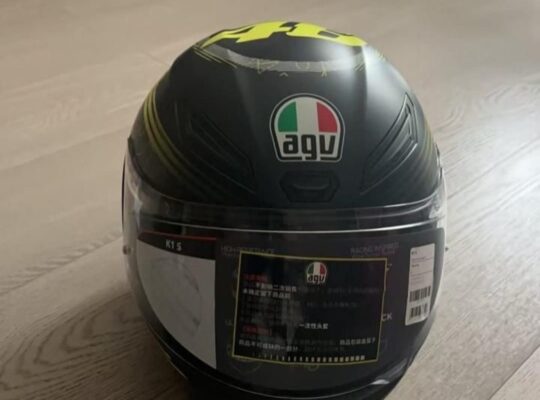 Helmet AGV K1S Limited 46 For Sale