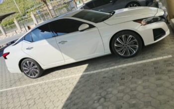 Nissan Altima SL 2023 Gcc full option