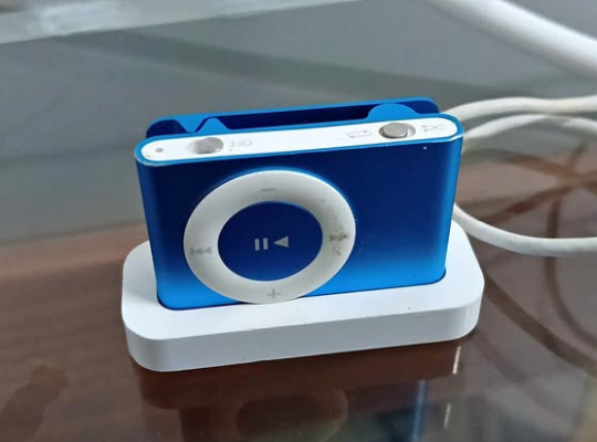 Apple iPod Shuffle for sale