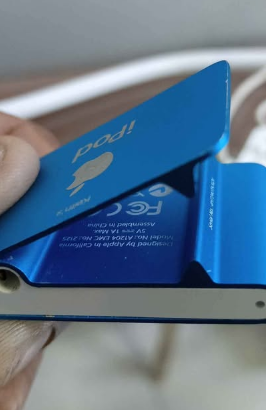Apple iPod Shuffle for sale
