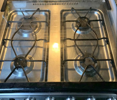 Cooking range 4 burners for sale