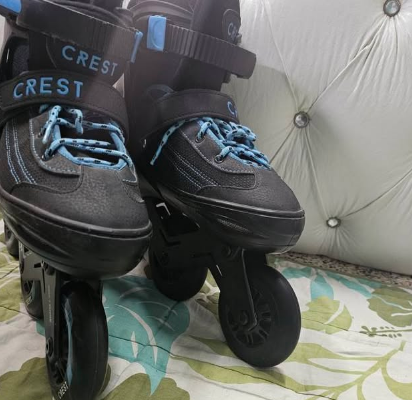 Crest skating shoes for sale