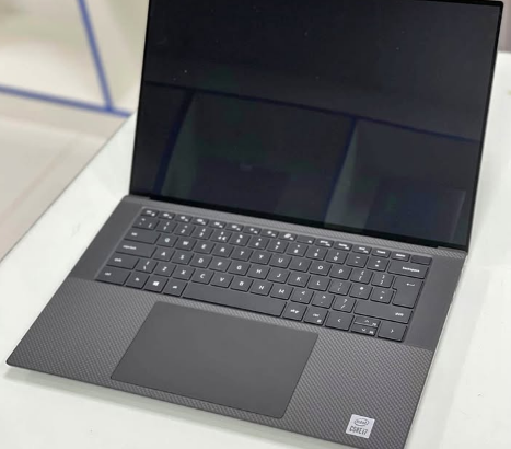 Dell precision 5550 15 core i7 . 10th generation f