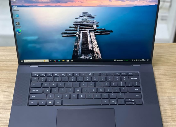 Dell precision 5680 16 workstation with 16GB grafh