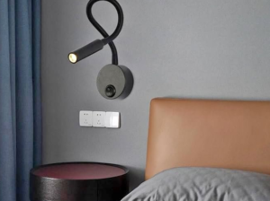 Gooseneck Bedside Reading Lamp For Sale