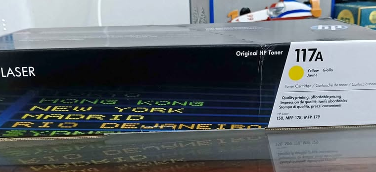 HP 117A Yellow Original Laser Toner Cartridge for