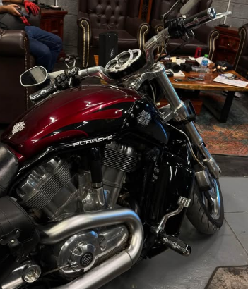Harley Davidson vrod muscle porsche edition for sa