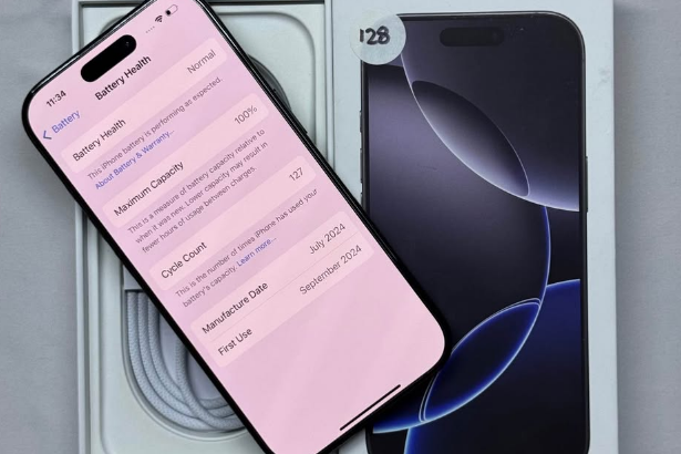 Iphone 16 pro black titanium TRA 128Gb For Sale