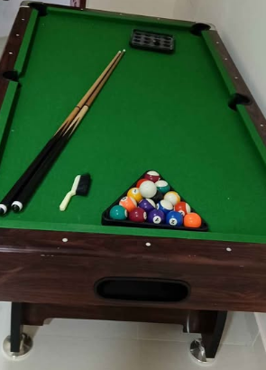 Icore Billiard table 9 feet for sale