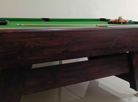 Icore Billiard table 9 feet for sale