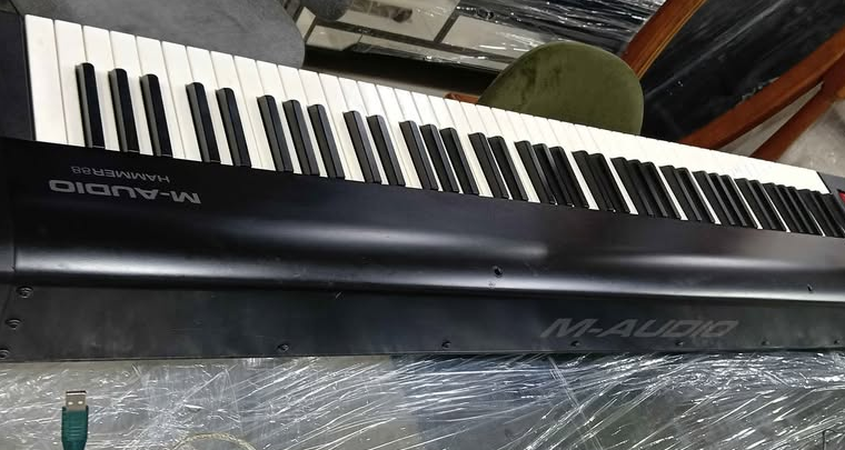 M-Audio Hammer 88 USB MIDI Keyboard for sale