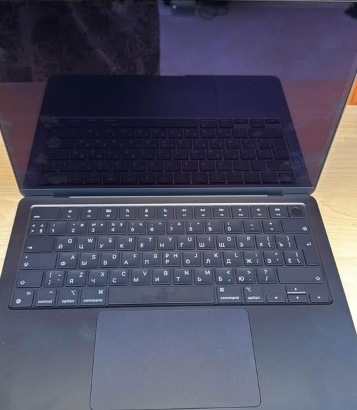 MacBook M3 Air 13 inch for sale