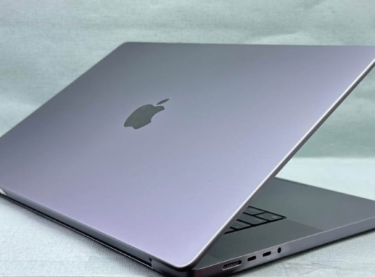 MACBOOK PRO 16inch 2021 FOR SALE