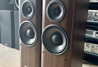 High end Onkyo floor standing speakers for sale