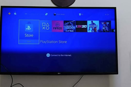 PS4 slim with 1 cd and controller for sale