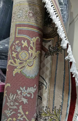 Persian Isfahan Carpet For Sale
