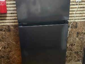 Refrigerator Midea Top Freezer Brand new For Sale