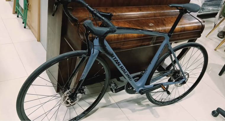TITAN Valerian Carbon Comp Road Bike for sale