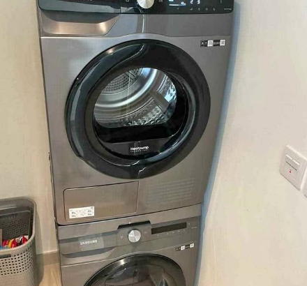 Samsung Washer and Dryer 9 / 9 kg For Sale