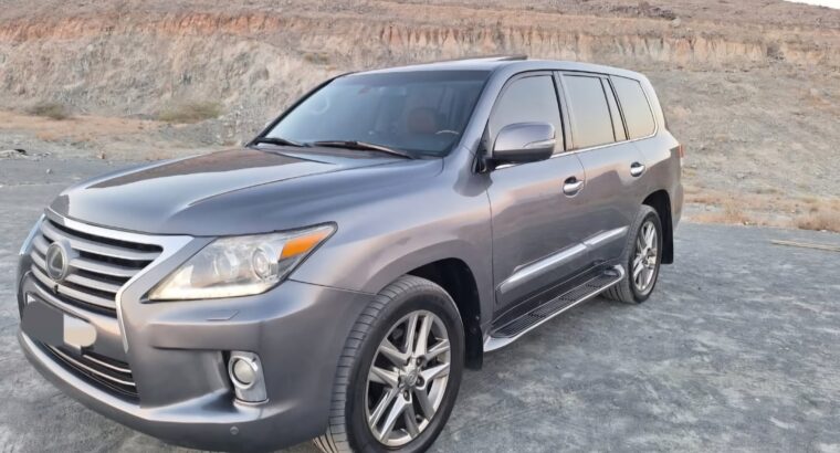 Lexus LX570 full option 2013 Gcc for sale