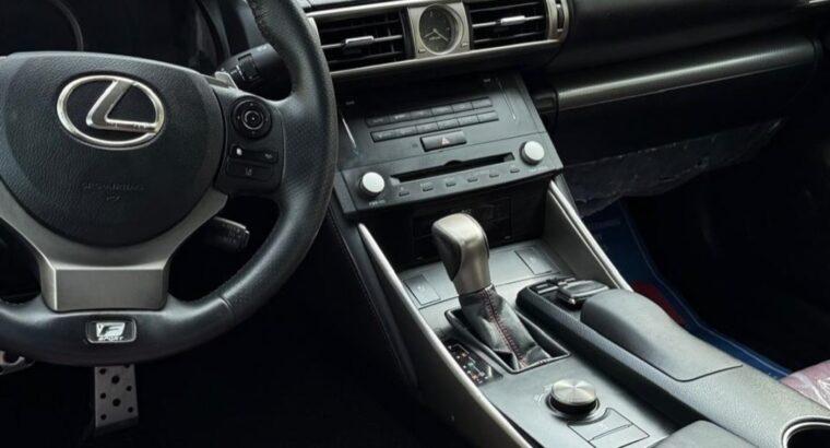 Lexus is350 F sport 2016 Gcc for sale