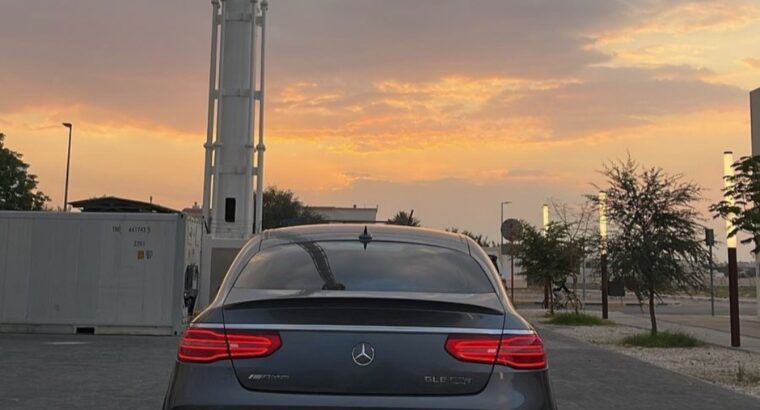 Mercedes GLE63s full option 2018 Gcc for sale