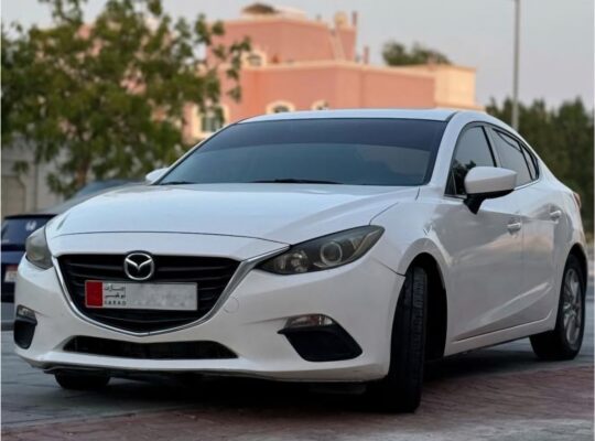 Mazda 3 mid option 2015 Gcc for sale