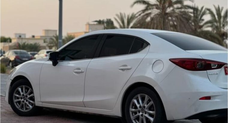 Mazda 3 mid option 2015 Gcc for sale