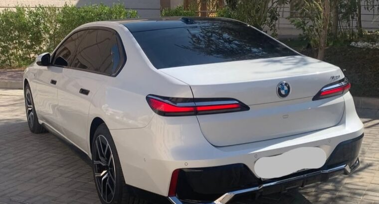 BMW 735i M Power Kit 2023 Gcc for sale