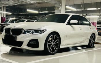 BMW 330i M sport 2020 full option Gcc