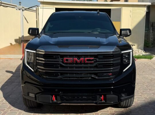 Gmc sierra coupe AT4 2023 Gcc full option