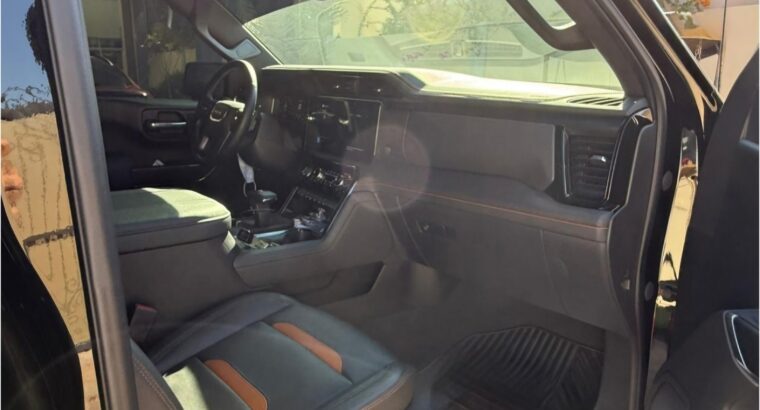 Gmc sierra coupe AT4 2023 Gcc full option