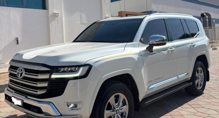 Toyota Land cruiser VX 2023 Gcc for sale
