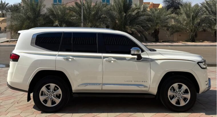 Toyota Land cruiser VX 2023 Gcc for sale