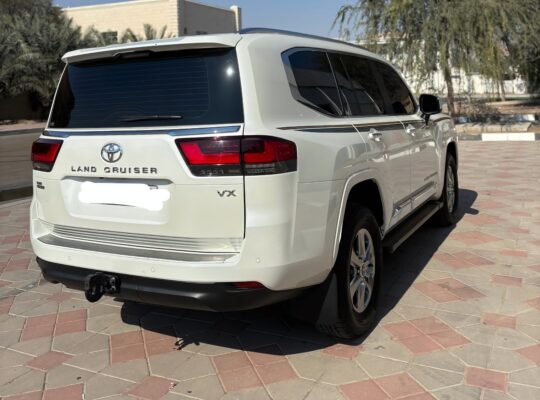 Toyota Land cruiser VX 2023 Gcc for sale