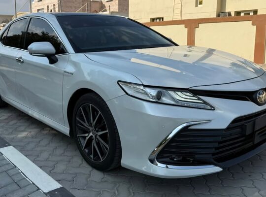 Toyota Camry Grandy 2022 Gcc full option