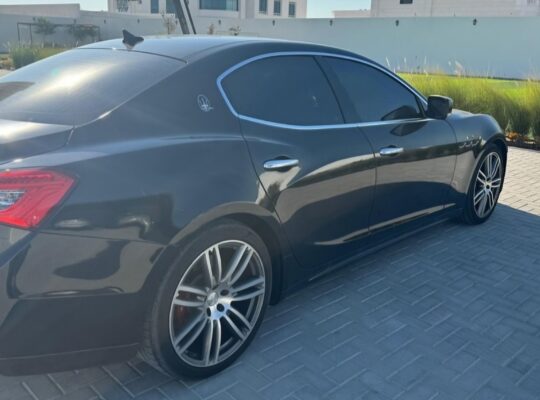 Masarati Ghibli S Q4 full option 2016 Gcc for sale