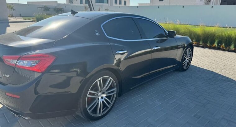 Masarati Ghibli S Q4 full option 2016 Gcc for sale