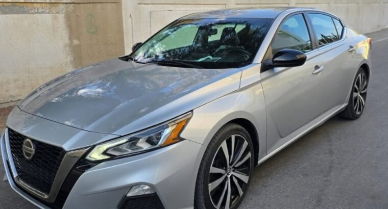 Nissan Altima SR 2020 full option USA imported