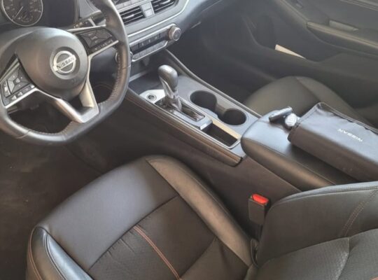 Nissan Altima SR 2020 full option USA imported