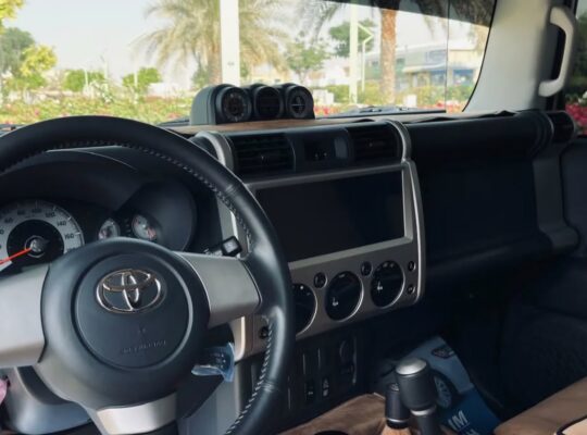 Toyota FJ full option 2023 Gcc for sale